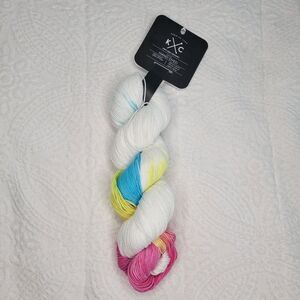 K+C Knit And Crochet Yarn White Blue Yellow Pink Vanilla Swirl Super Fine 472 Yd